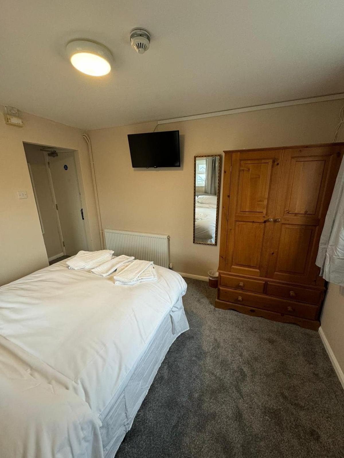 Ivanhoe Hotel Scalby  Экстерьер фото